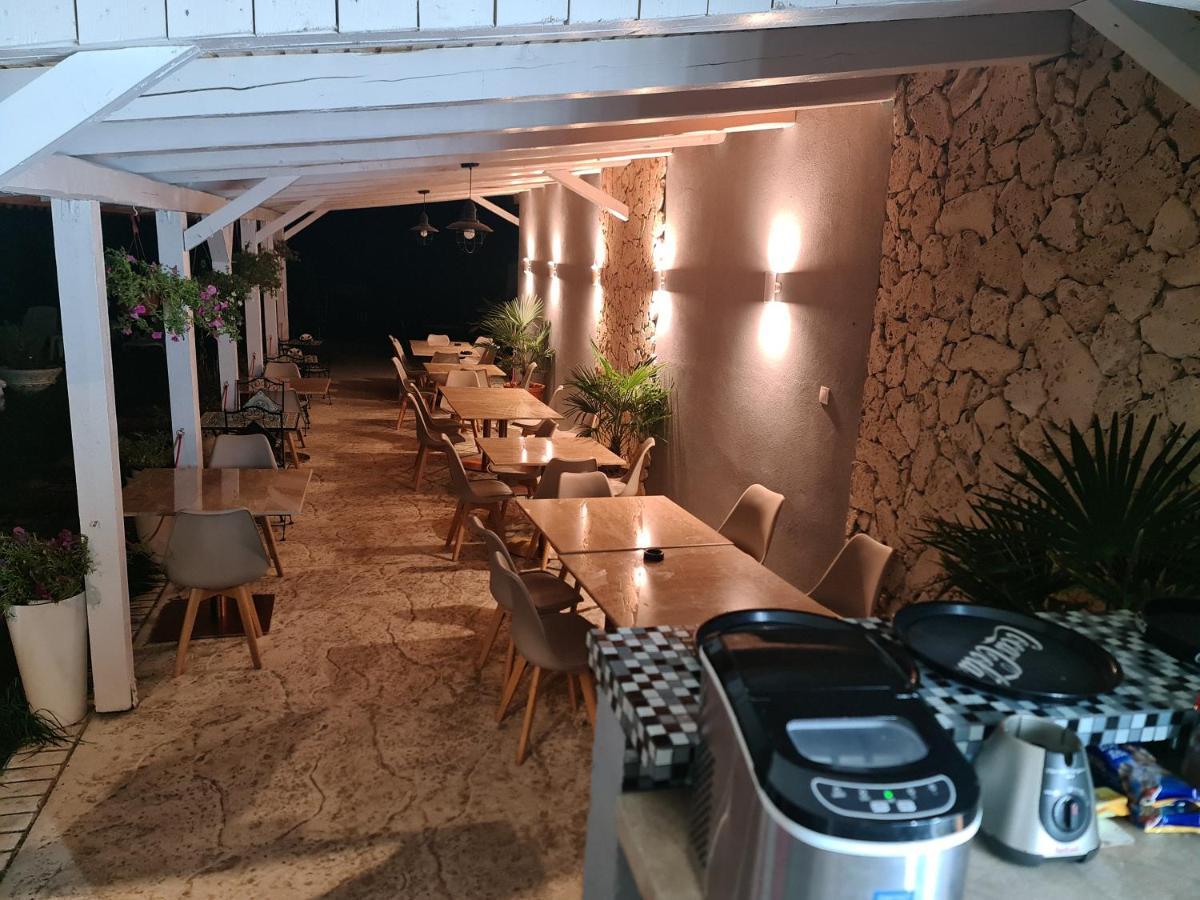 Hotel Casa Wanted Orşova Exteriér fotografie