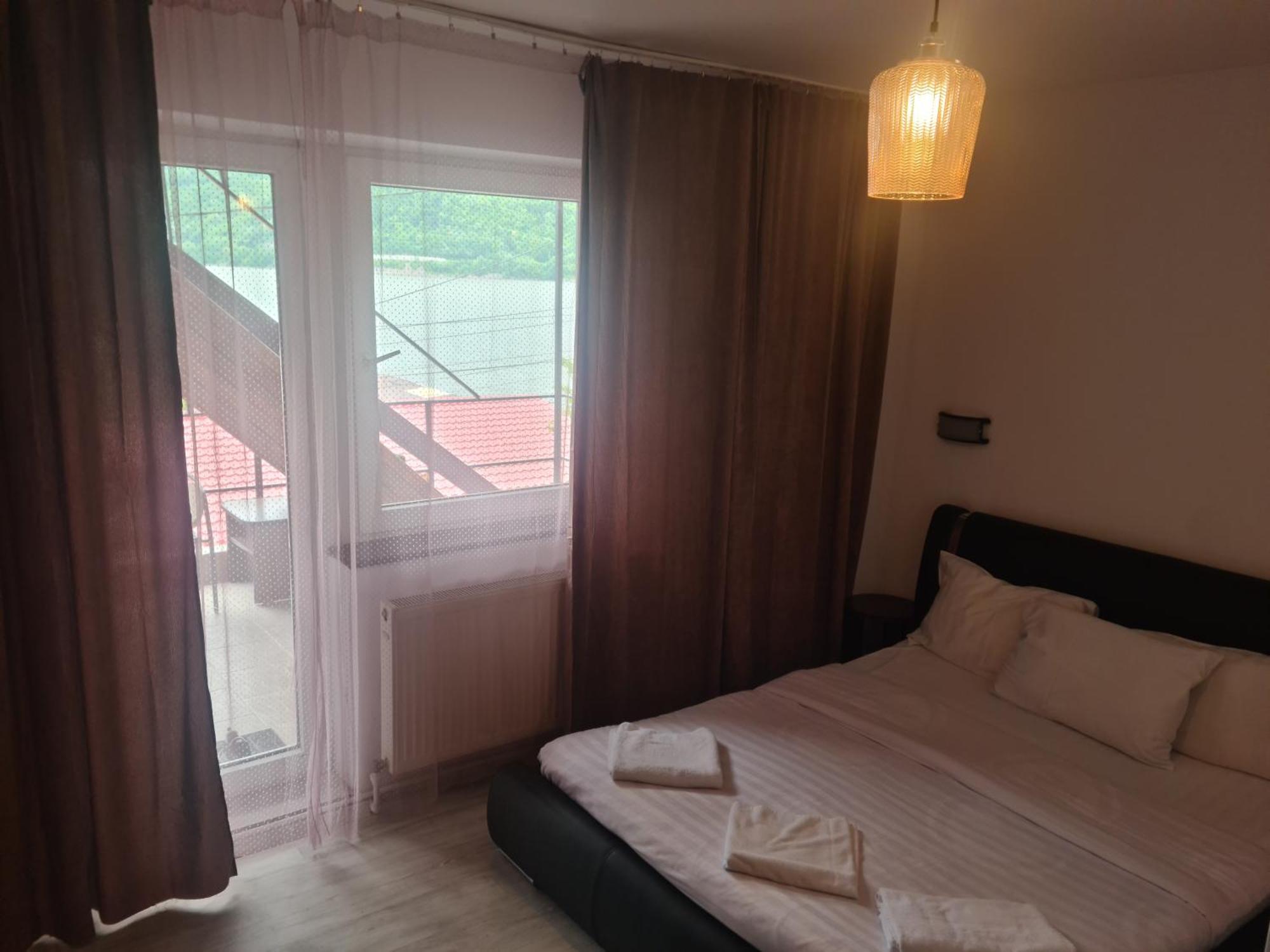 Hotel Casa Wanted Orşova Exteriér fotografie